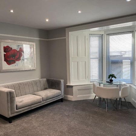 Large 1 Bedroom Flat With Private Parking 플리머스 외부 사진